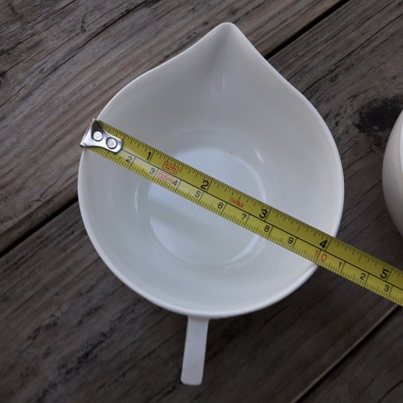 Vintage Creamer and Sugar Bowl RV Camping Dishes Melmac Melamine MCM Classic - Picture 4 of 8